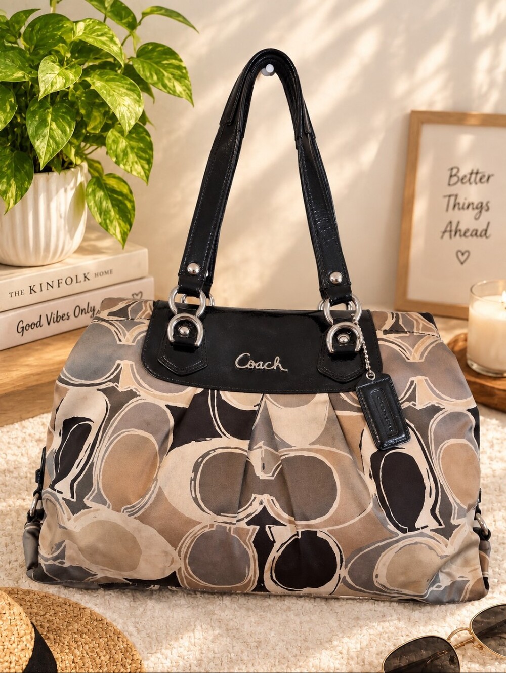 Y2k COACH  Graffiti C Ashley Shoulder Bag  Rare!  Super Cute